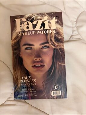 Faux Freckles Makeup Patches - Natural Brown